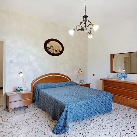 Bella Veduta Sole דירה אג'רולה